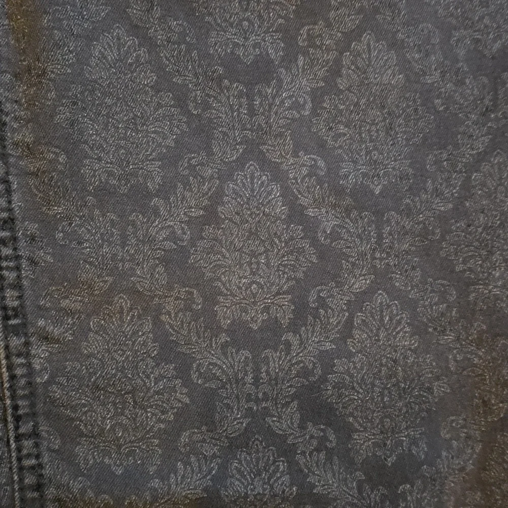 Vintage Tinseltown Black Damask Patterned Skinny Jeans. Size 9